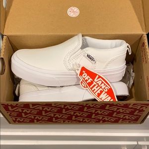 Asher Vans. New in box. Toddler/kids size 11